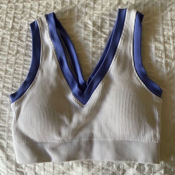 aerie top - Picture 3 of 4